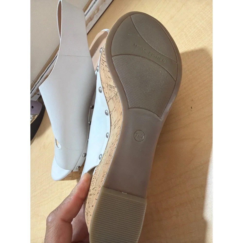 Marc Fisher White Leather Cork Platform Wedge Sandals Silver Studs Womens 7.5M